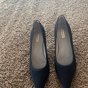 Tahari 3 Inch Pumps Black Size 7.5